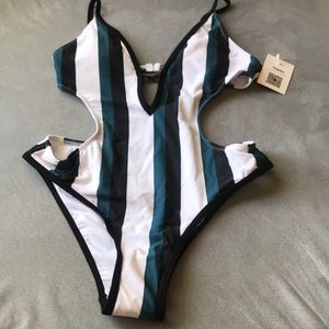 Cupshe one piece swimsuit